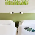 Ibis Budget Pau فندق 2*