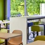호텔 Ibis Budget Pau 레스카