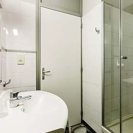 Hotel Ibis Budget Pau 2*