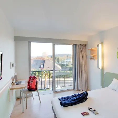 Ibis Budget Pau Szálloda Lescar