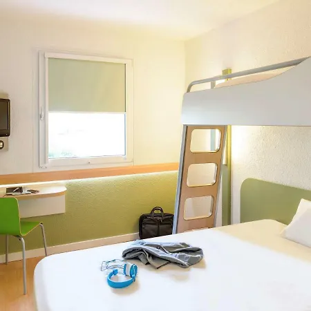 Ibis Budget Pau 2* Lescar